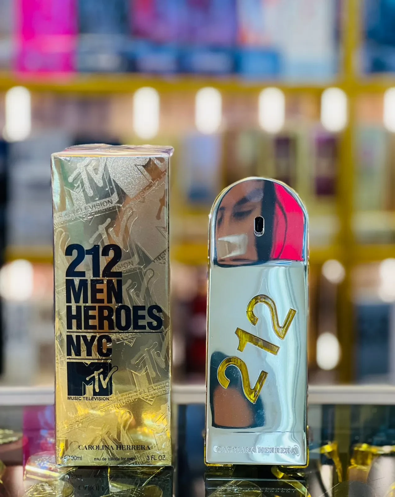 Carolina Herrera 212 Men Heroes NYC MTV EDT 30ml - 30ml - Perfumes Palmira Colombia