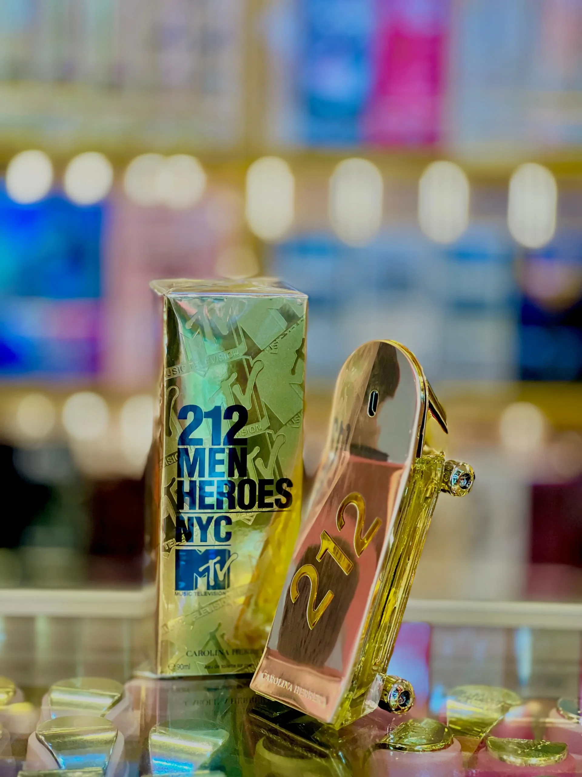 Carolina Herrera 212 Men Heroes NYC MTV EDT 90ml - 90ml - Perfumes Palmira Colombia